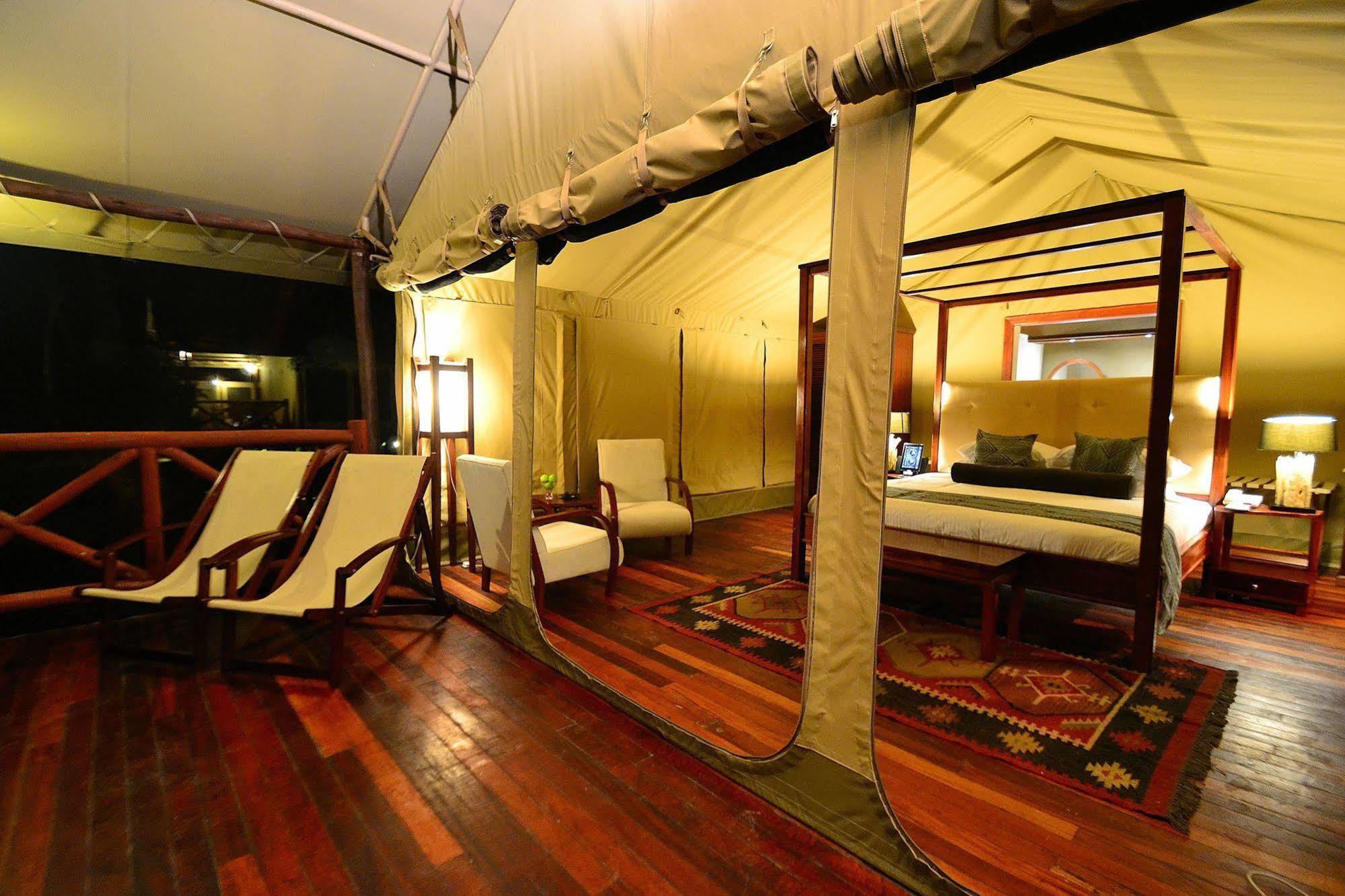 Kiboko Luxury Camp 호텔 나이바샤 외부 사진